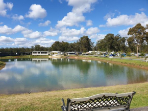 Australian Motor Home Tourist Park Twelve Mile Creek